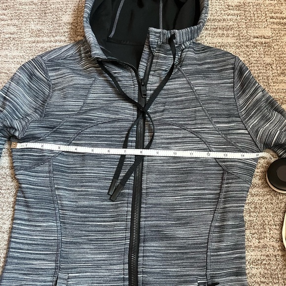 Lululemon Define Jacket - Picture 3 of 9
